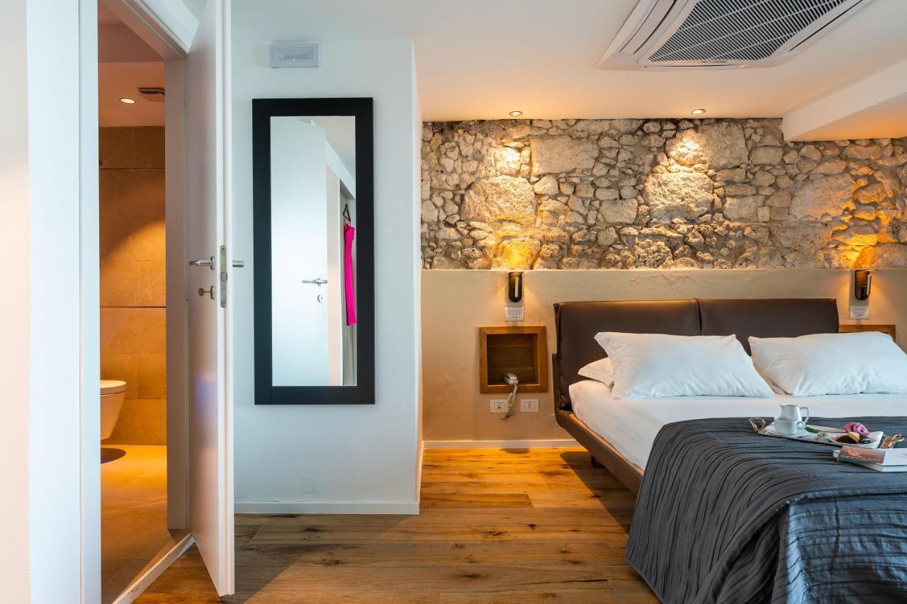 Re Dionisio Luxury Suites Syracuse Extérieur photo